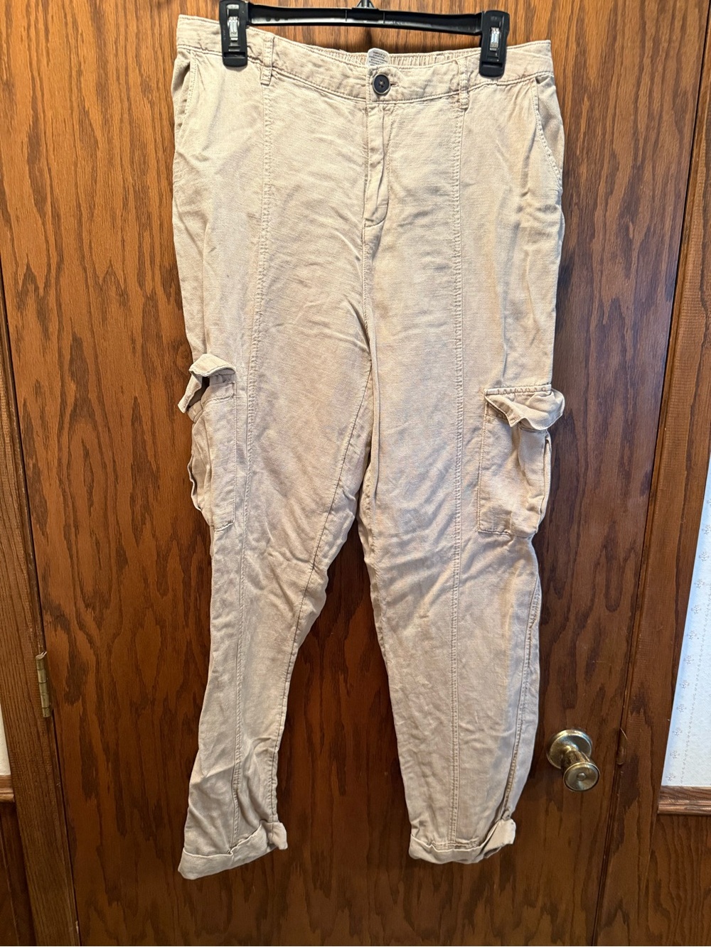 Women's Cargo Pocket Utility Pants in Beige